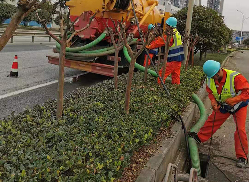 嘉荫市政管道清淤